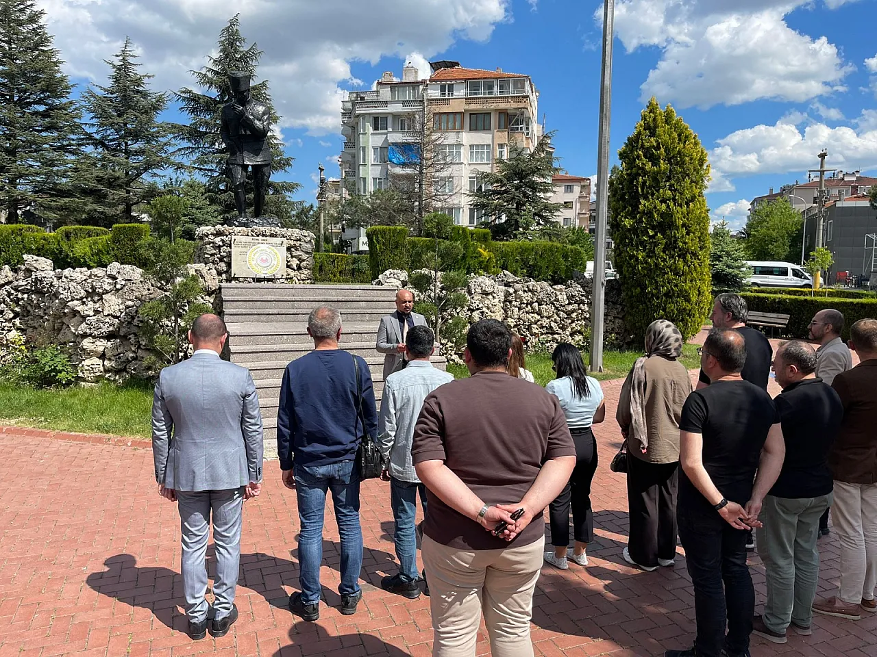 'Gözlere Işık, İnsanlara Umut Oluyoruz'