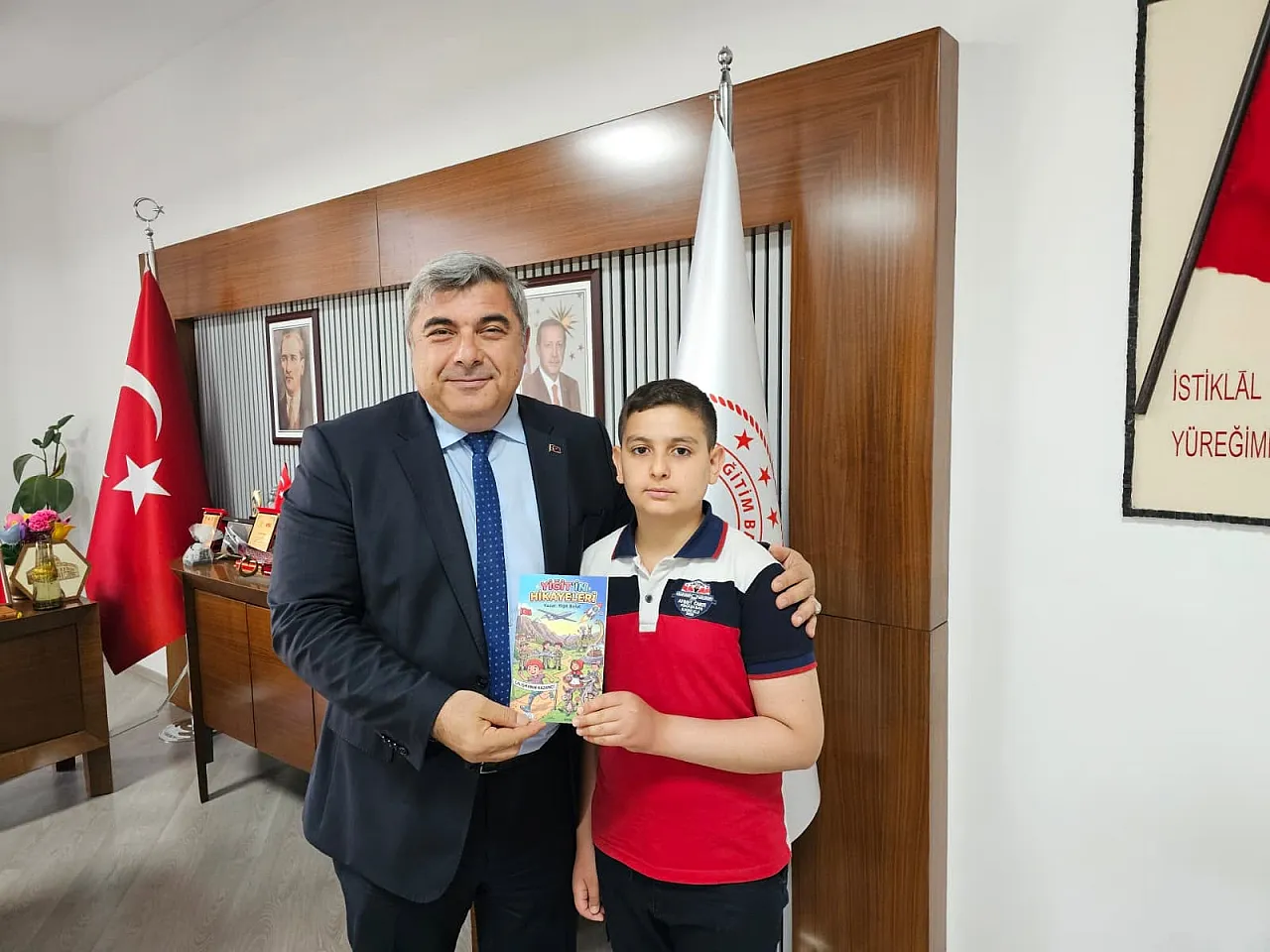 Müdür Sünnetci, İlkokul Öğrencisi Yazarı Kabul Etti
