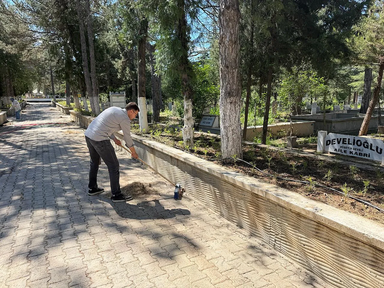 Sandıklı'da Selin Ardından Temizleniyor