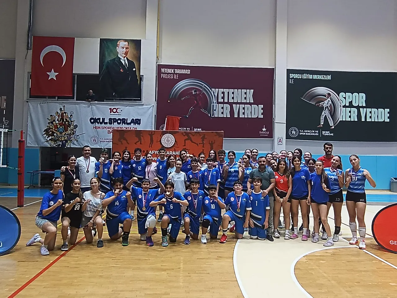 10 İlin Sporcuları Afyon'da Toplandı