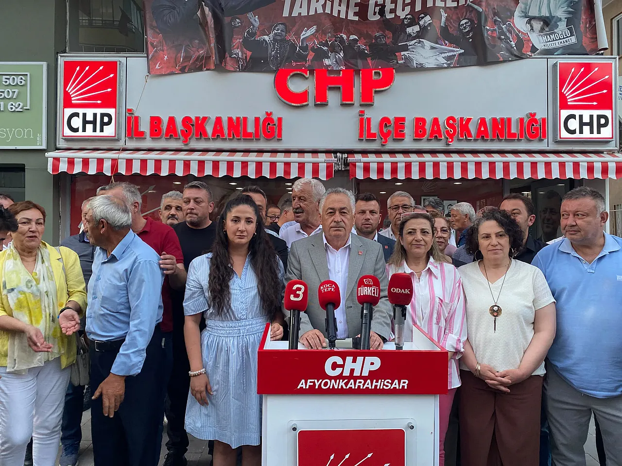 Afyon İl Başkanı'ndan Rest Gibi Açıklama: Partimizi Teslim Etmeyeceğiz!