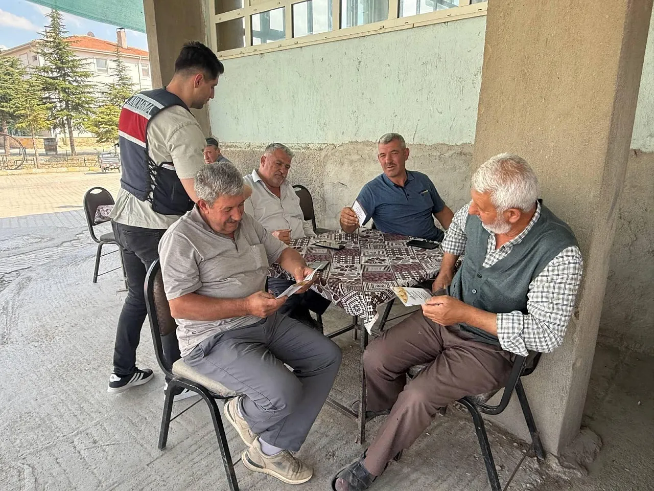 Jandarma Çıkrık Ve Susuz'da Bilgilendirdi
