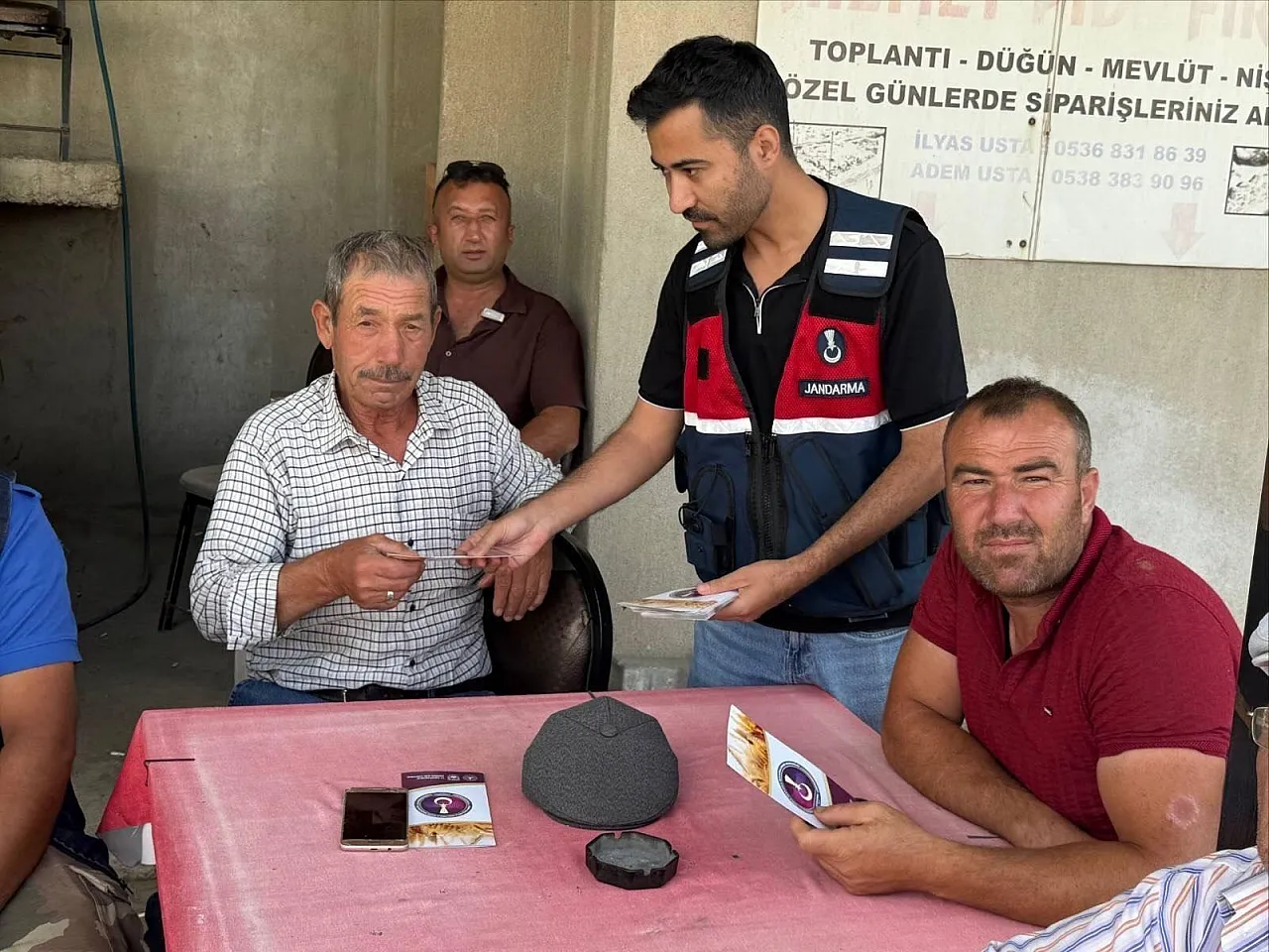 Jandarma Çıkrık Ve Susuz'da Bilgilendirdi
