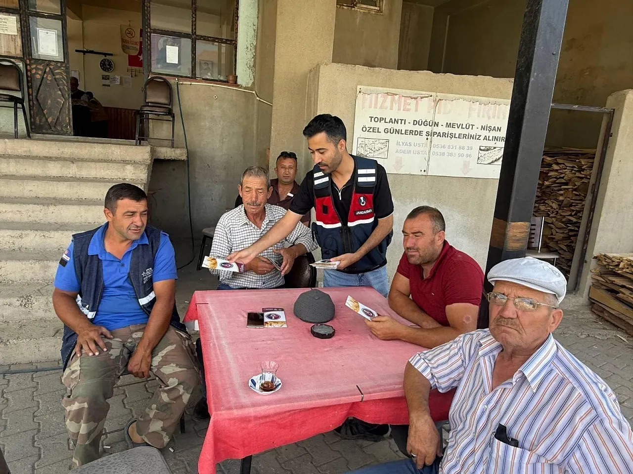 Jandarma Çıkrık Ve Susuz'da Bilgilendirdi