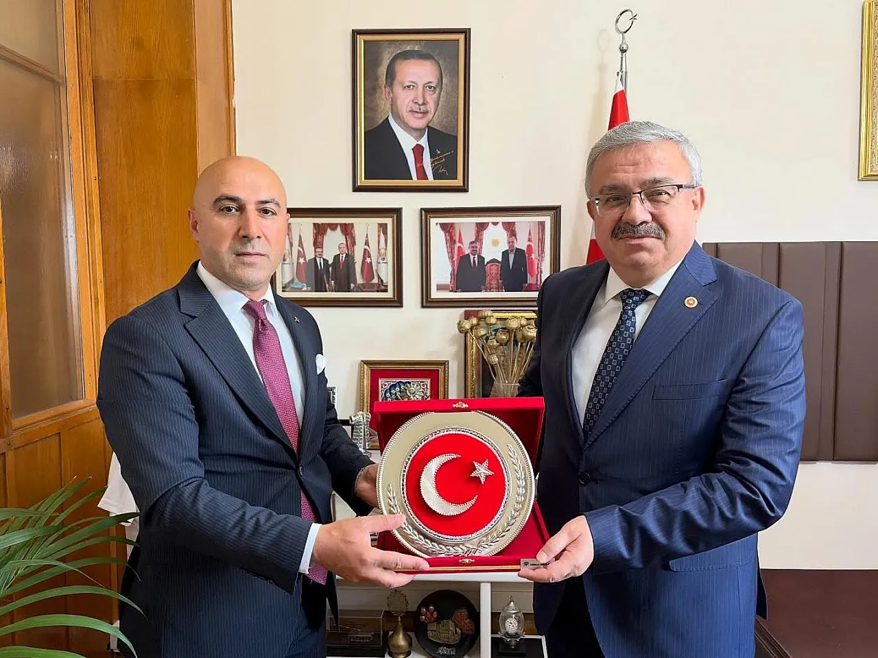 Sağlık Çalışanlarının Talepleri TBMM'ye Taşındı! İşte İstenen Düzenlemeler