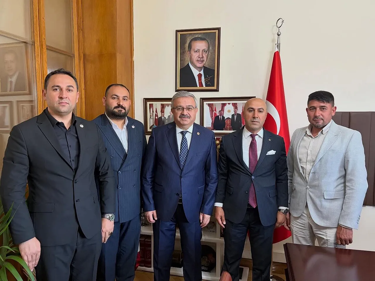 Sağlık Çalışanlarının Talepleri TBMM'ye Taşındı! İşte İstenen Düzenlemeler