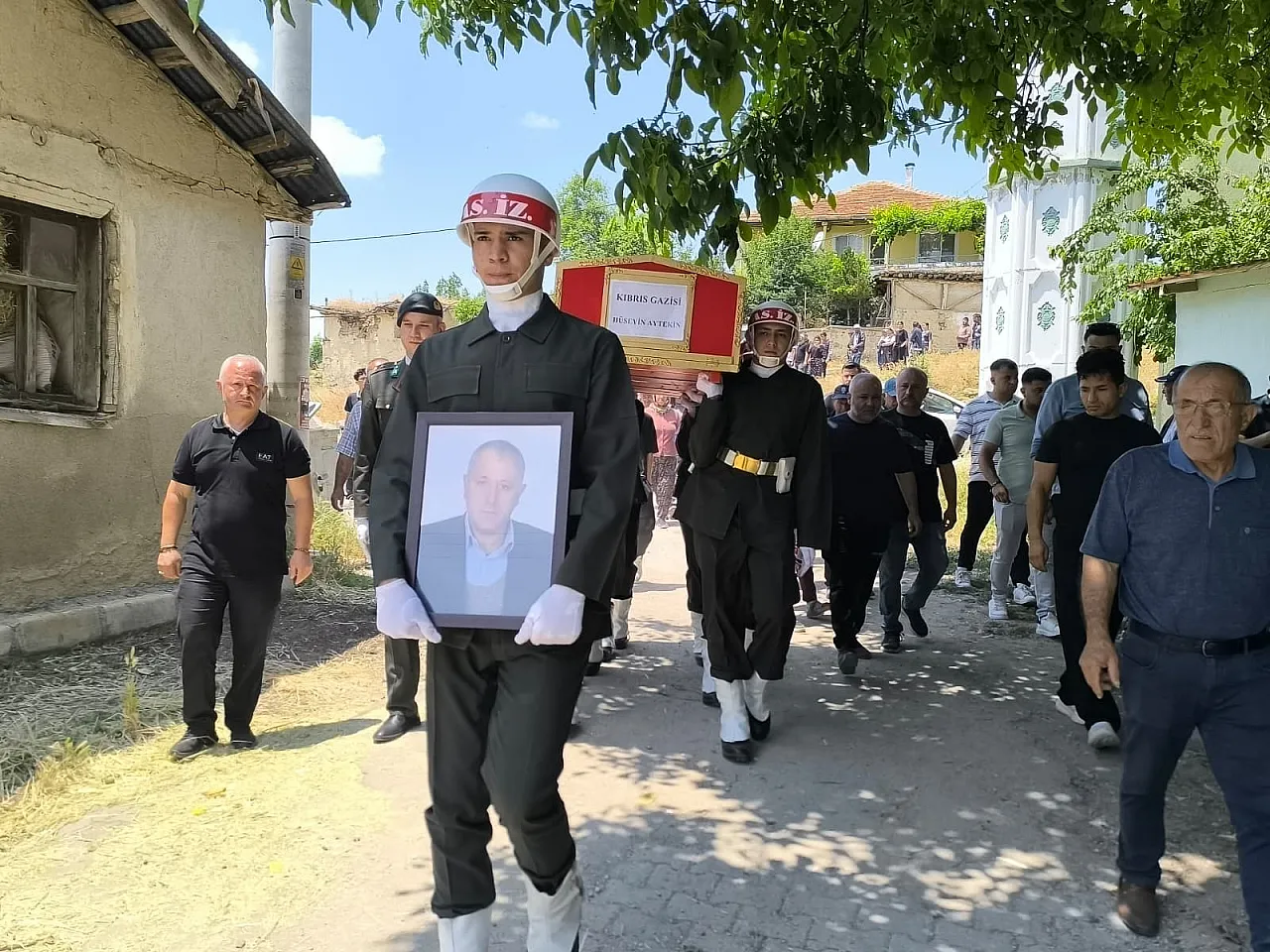 Vefat Eden Kıbrıs Gazisi Son Yolculuğuna Uğurlandı