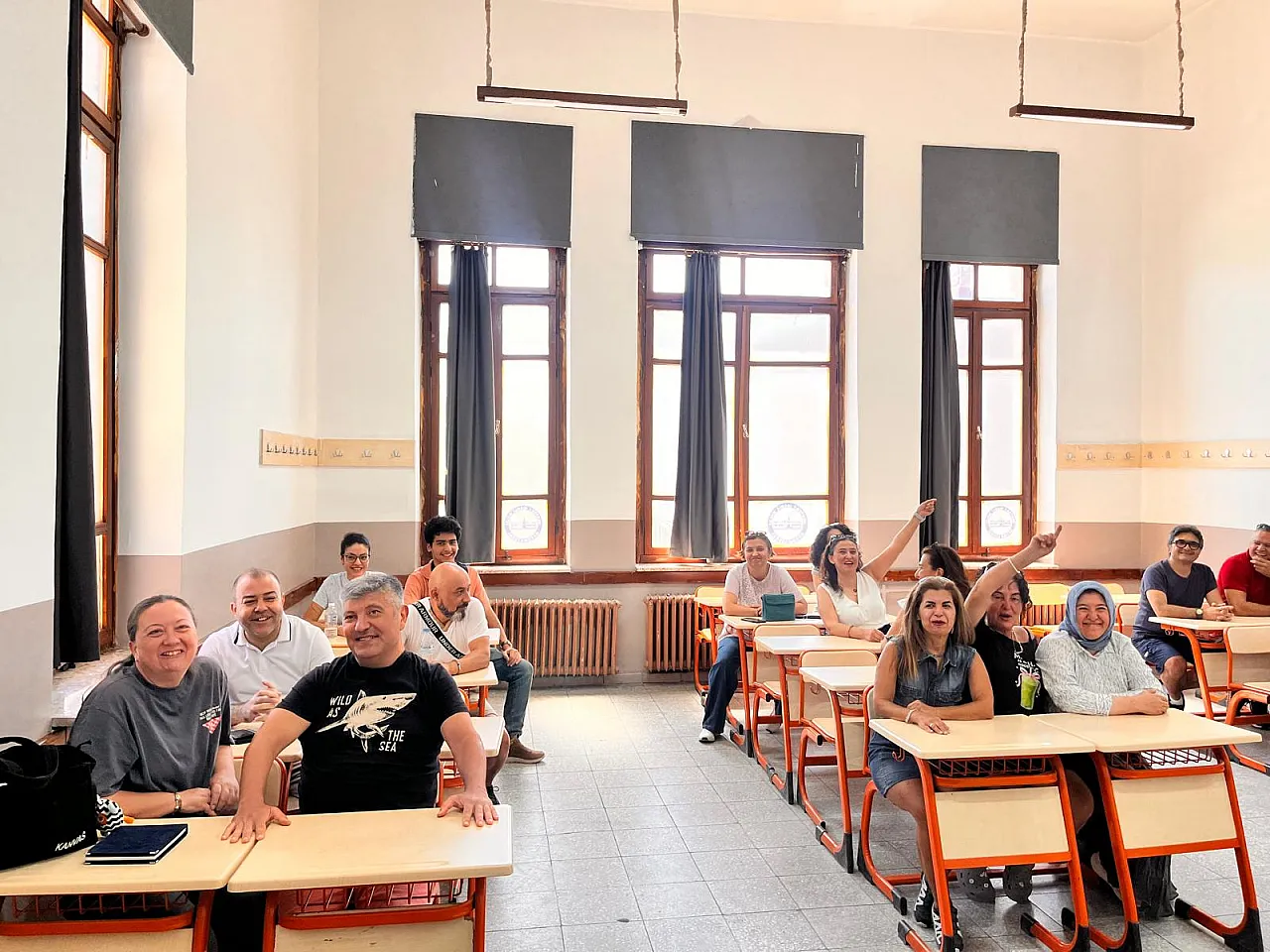 35 Yıl Sonra Buluştular: Afyon Lisesi 1991 Mat-B Mezunları Bir Araya Geldi