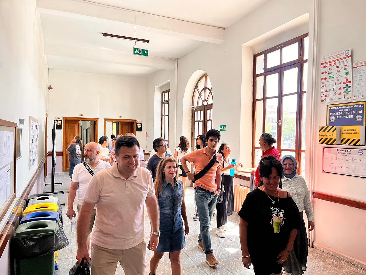 35 Yıl Sonra Buluştular: Afyon Lisesi 1991 Mat-B Mezunları Bir Araya Geldi