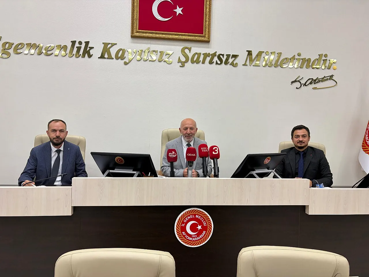 Afyon'da Eylül Meclisi Hareketli: 17 Madde Görüşülecek