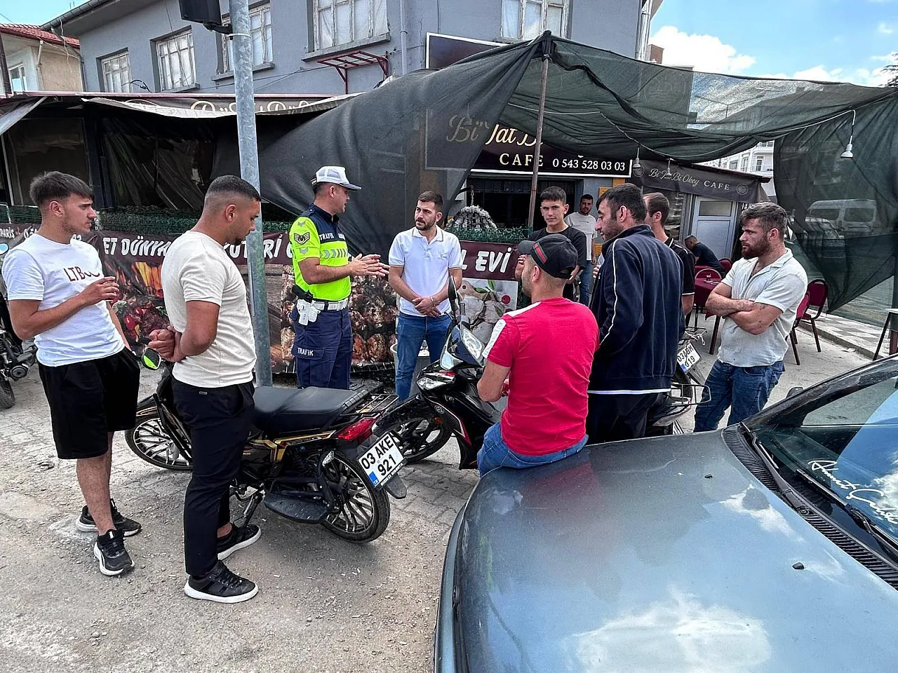 Afyon'da Jandarma 6 İlçede 1719 Kişiyi Bilgilendirdi