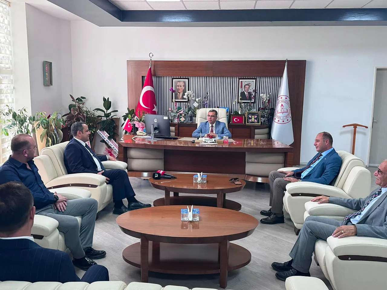 ATSO'nun Eğitim Komitesi'nden Müdür Altınkaynak'a Ziyaret 'Bayrağı Daha İleri Götürmeye Gayret Edeceğiz'