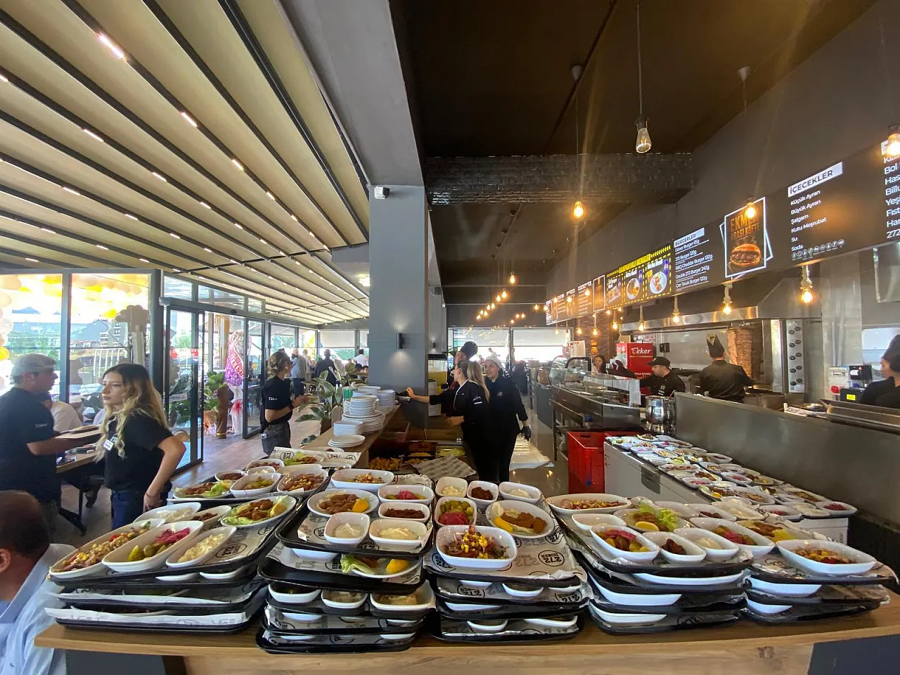 Dönerden Künefeye... 272 Döner Afyon'da 'Lezzetin Yeni Adresi' Olmaya Geliyor