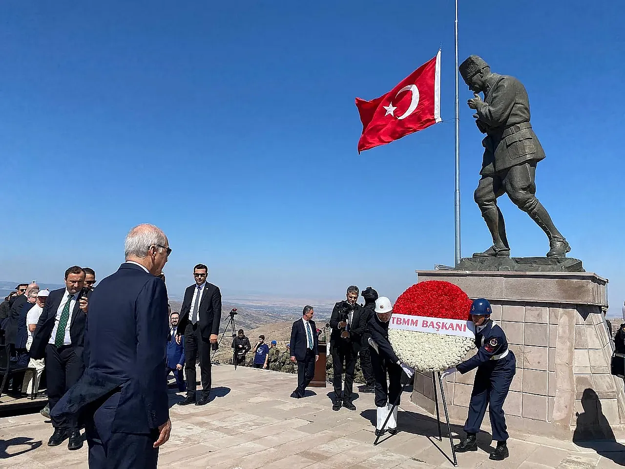 TBMM Başkanı Kurtulmuş Zafer Haftasında Afyon'da