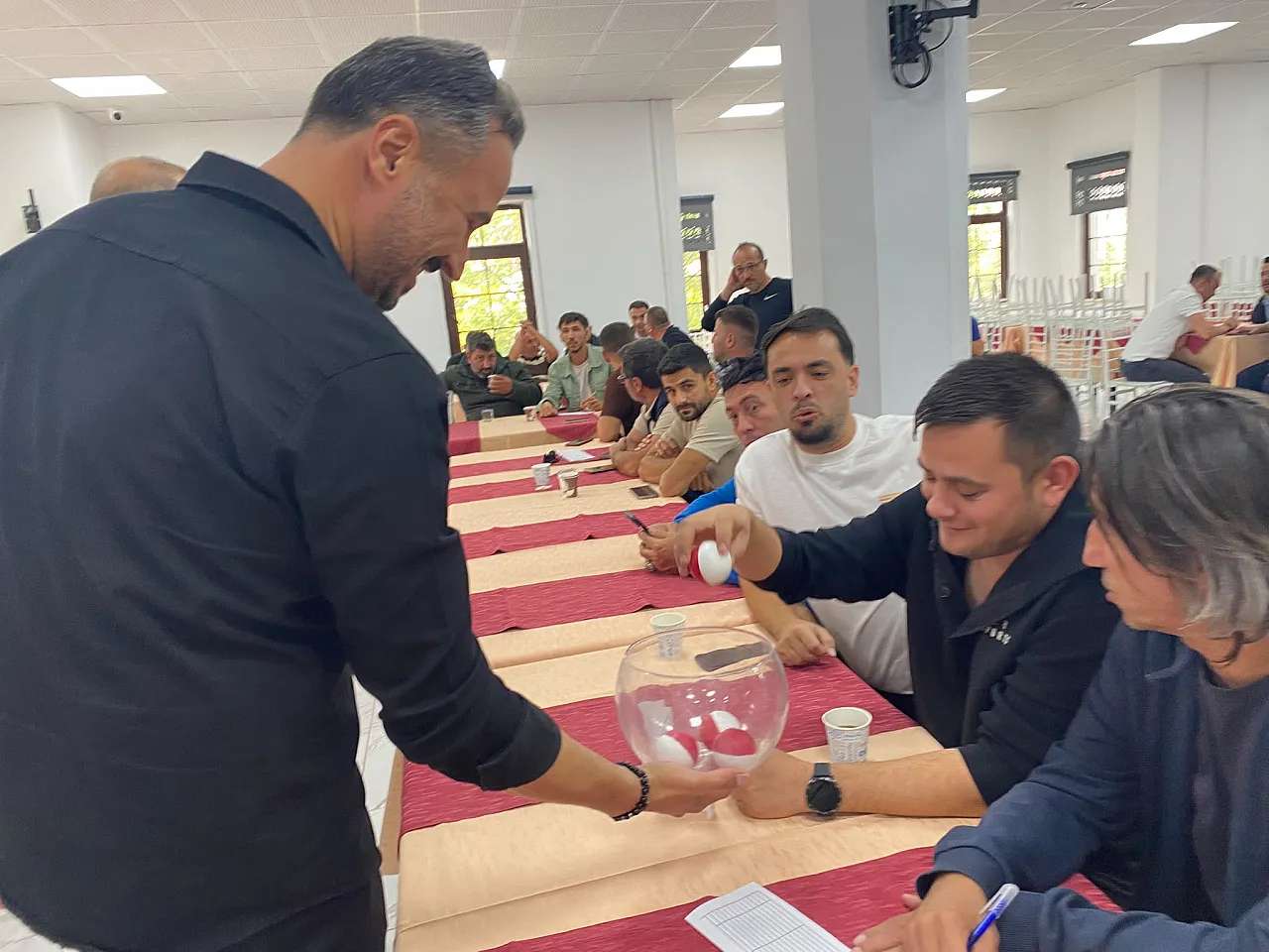 Afyon'da Amatör Futbol Heyecanı Başlıyor. Fikstür Çekildi