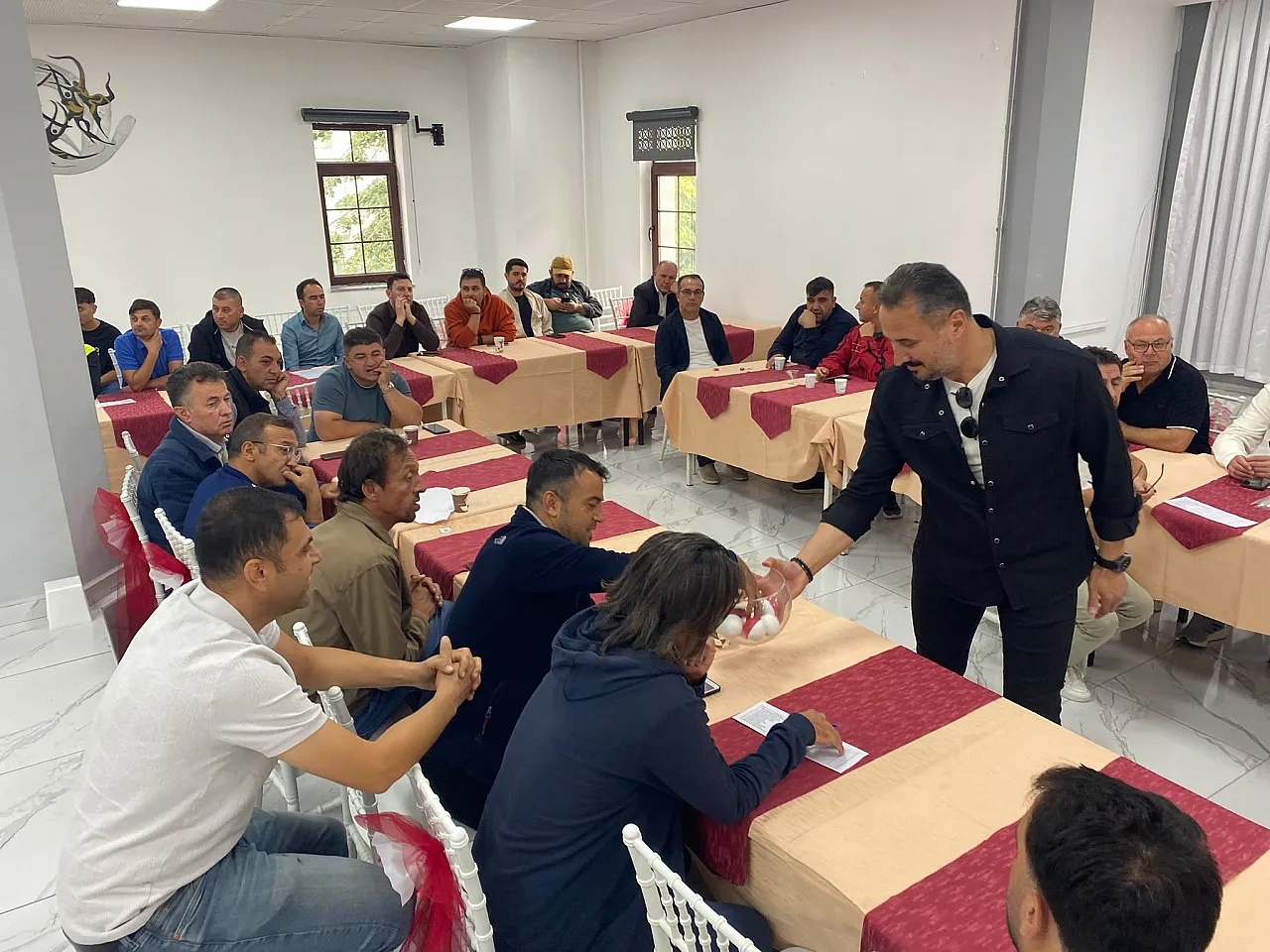 Afyon'da Amatör Futbol Heyecanı Başlıyor. Fikstür Çekildi