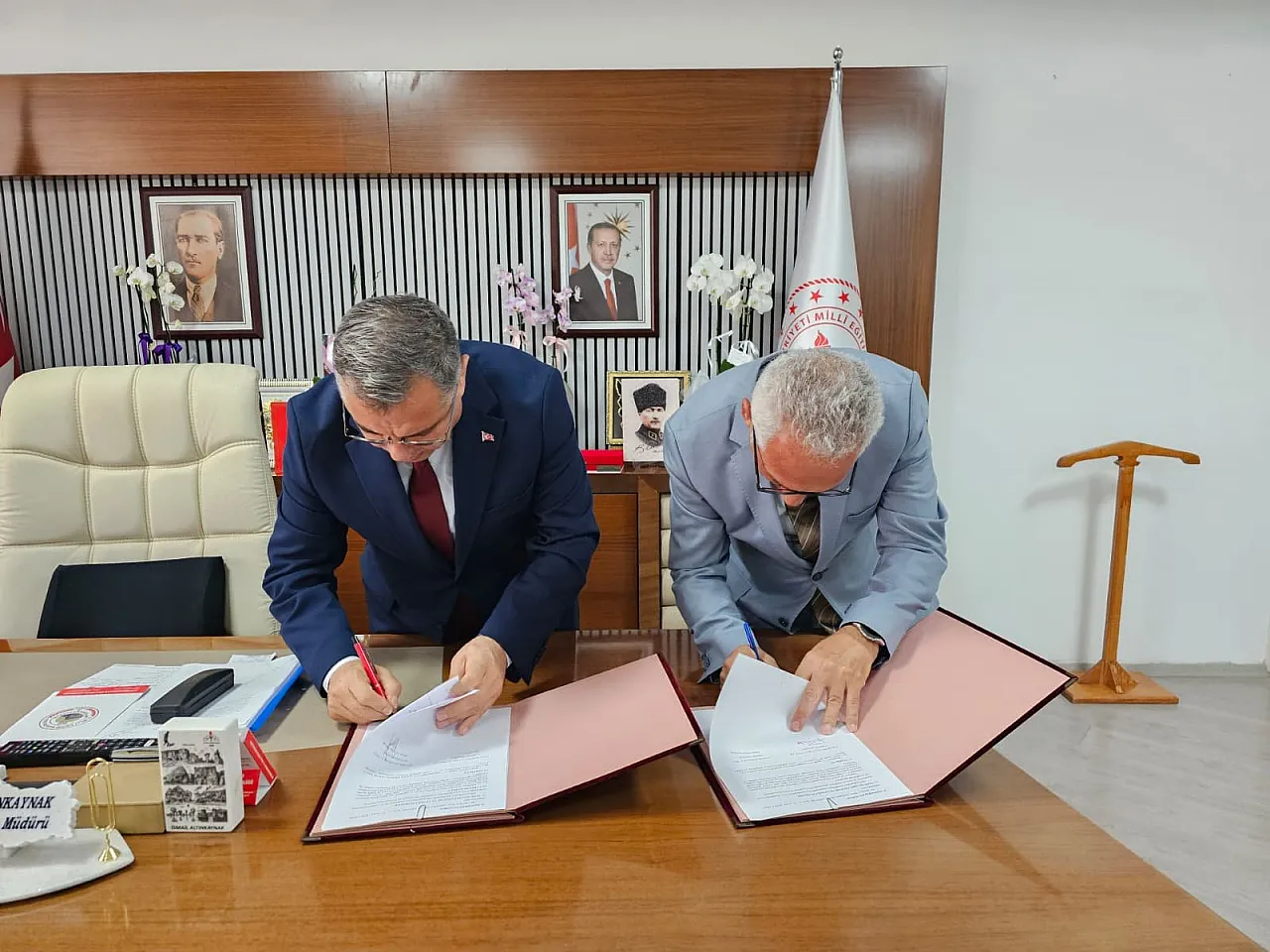 Afyon Ve Kütahya'daki Şehitlikler İçin Örnek Proje