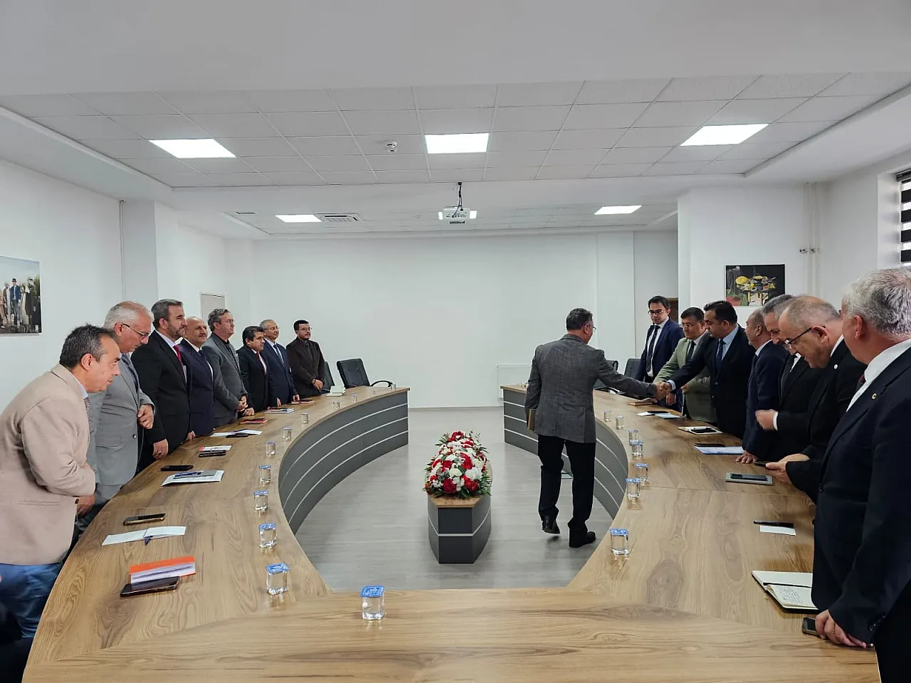 Afyon'da Okulların İhtiyaçları Görüşüldü