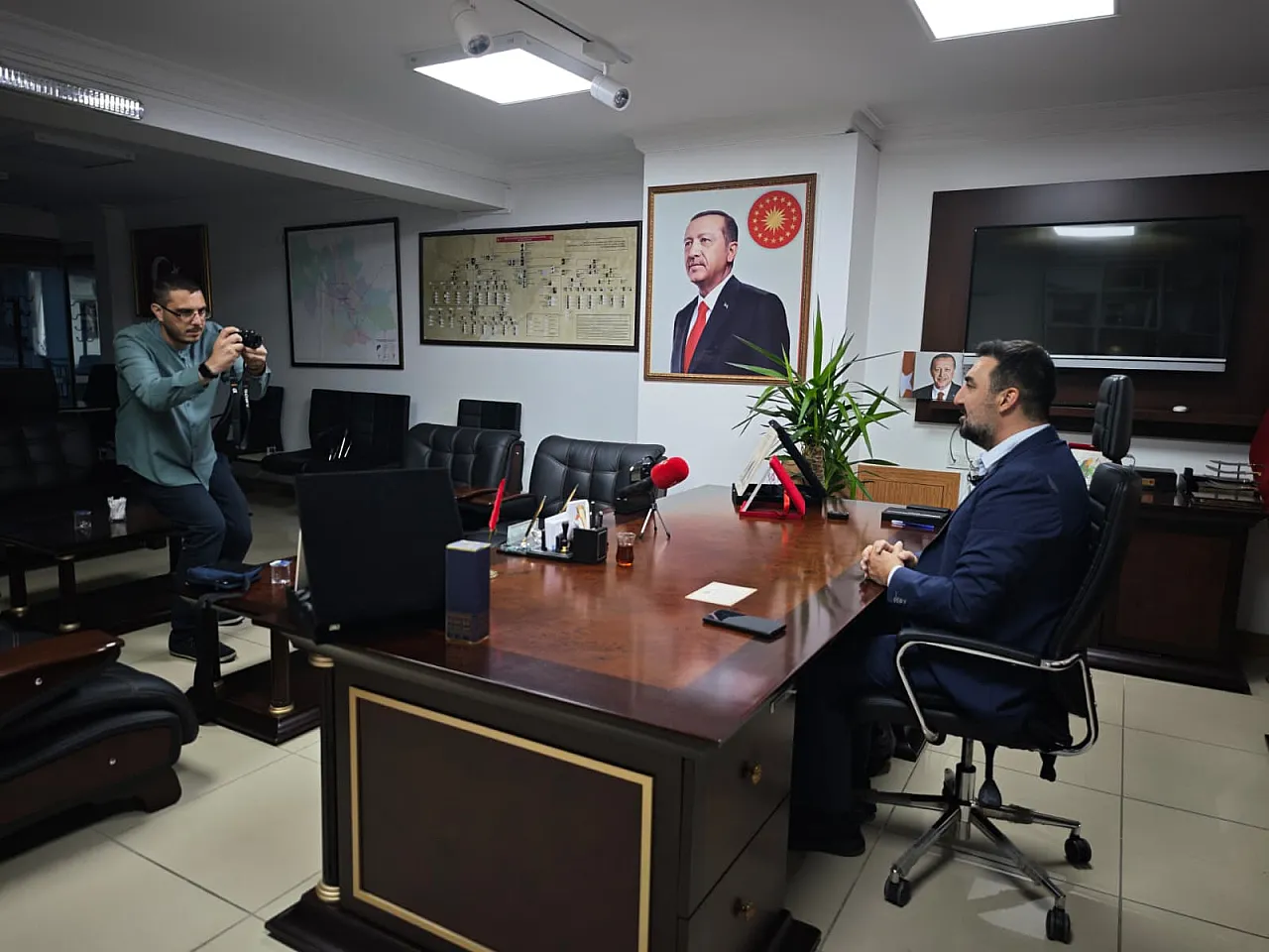 AK Parti'deki Sabah Mesaisine Misafir Olduk Başkan Kavak'ten Yönetim Kurulu Ve 'Kaostan Uzak Afyon' Mesajı
