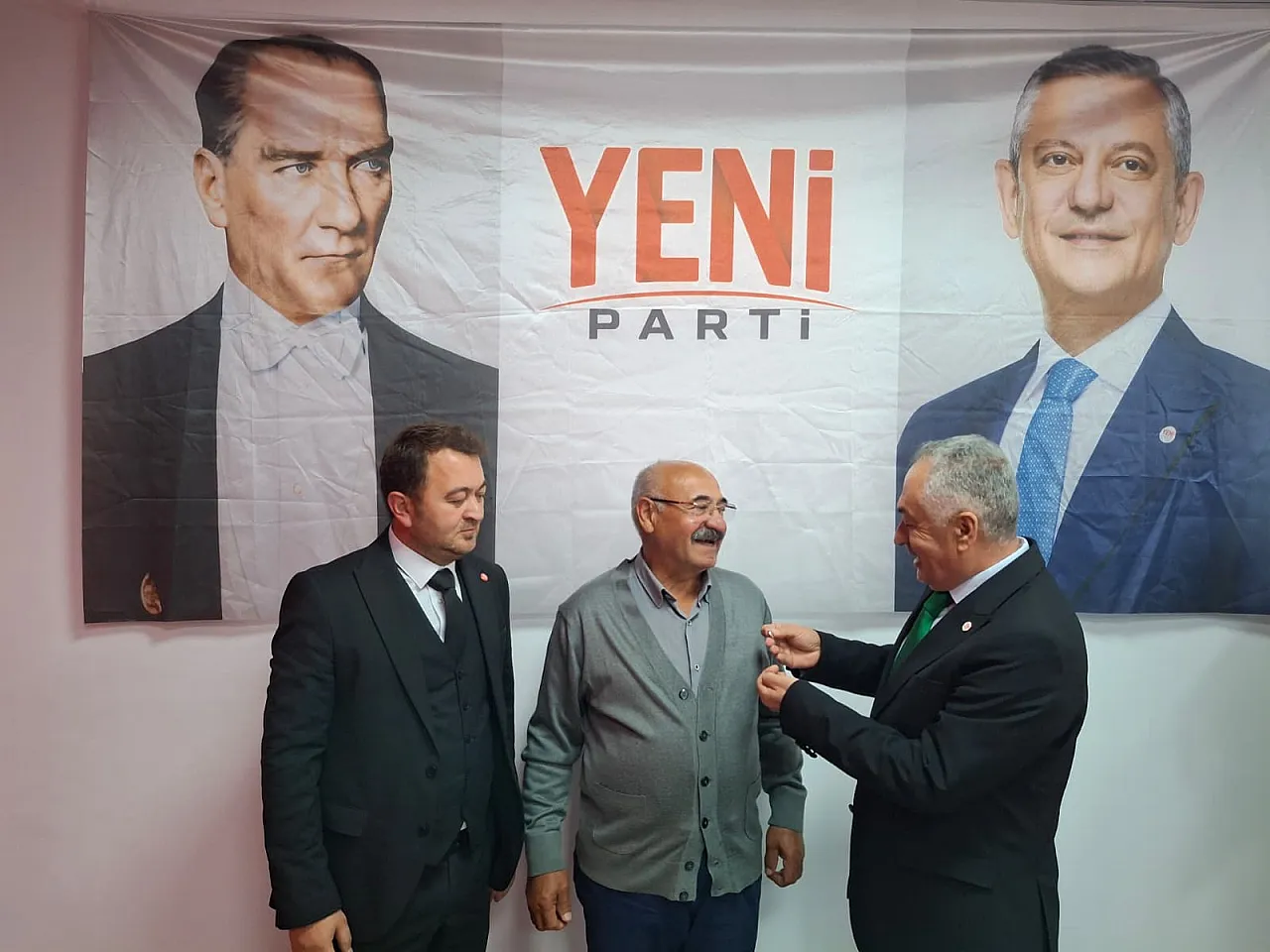 Yeni Parti Afyon'da İlk Kongresini Yaptı