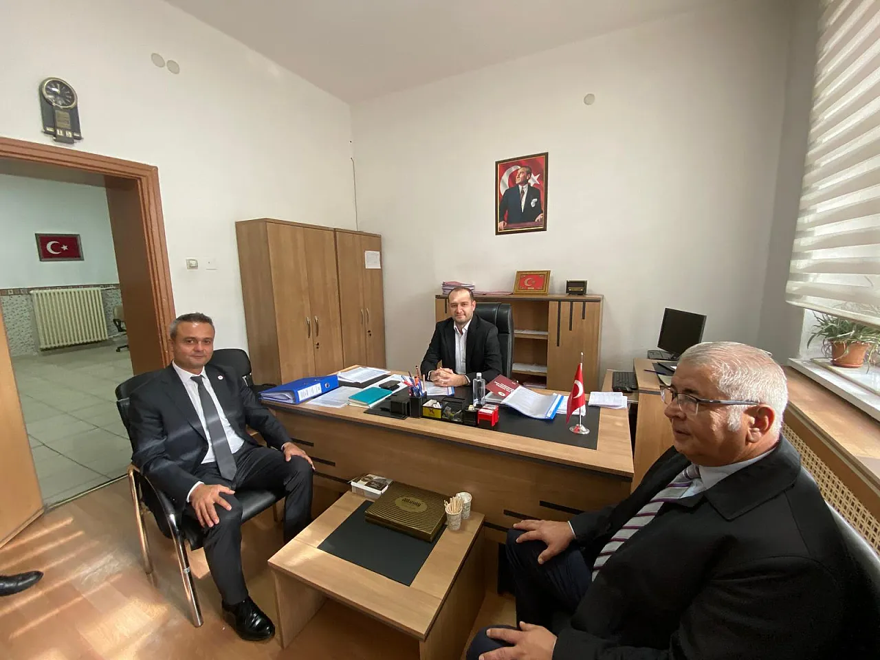 Afyon Siyasetinde Dikkat Çeken Devir Teslim!