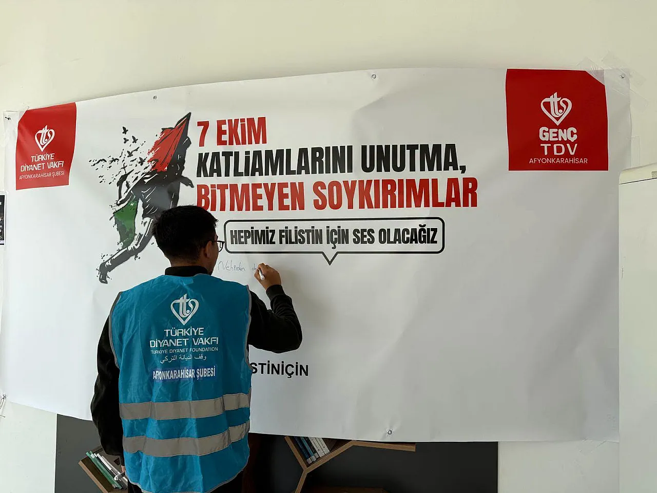 Afyonlu Gençlerden Filistin İçin Tek Yürek: Anlamlı Destek!