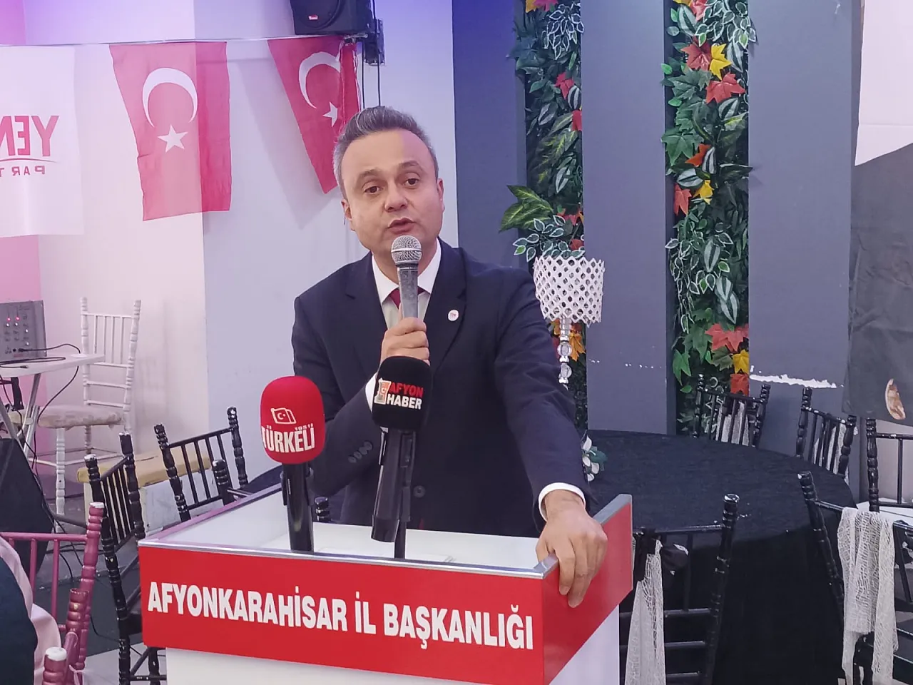 Burcu Köksal'a Gönderme: Ayılıp Bayılanların, Nereye Geçtiğini Görüyorsunuz!