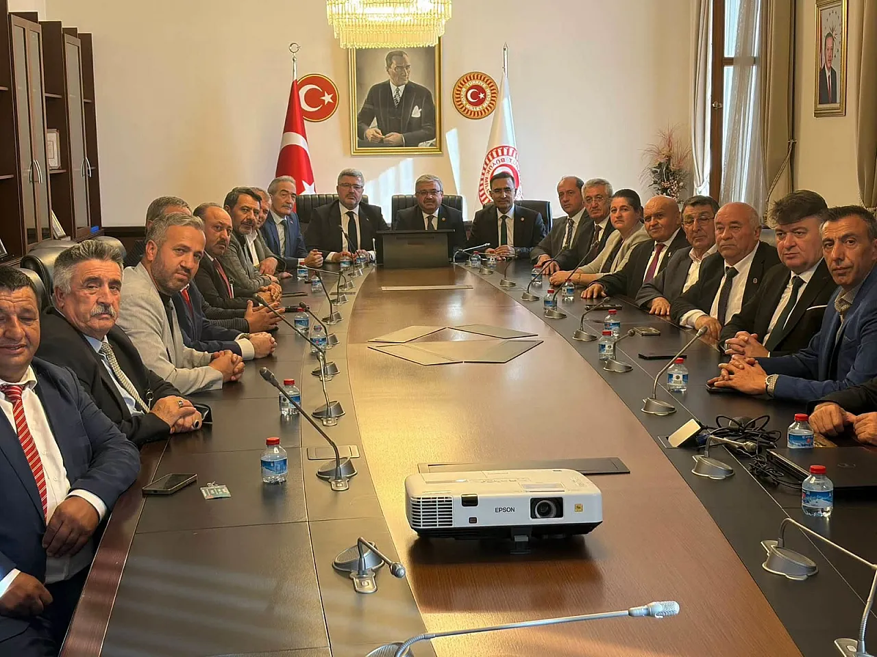 ESOB Heyeti TBMM'de AK Partili Vekillerle Buluştu