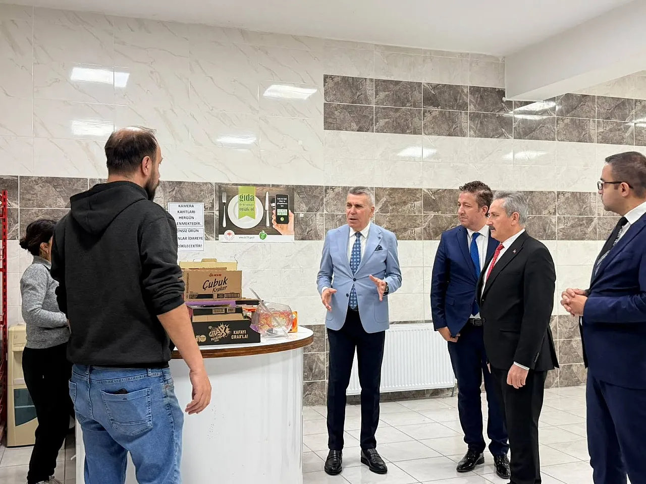Vali Yardımcısı Öğrencilerin Dersine Katıldı