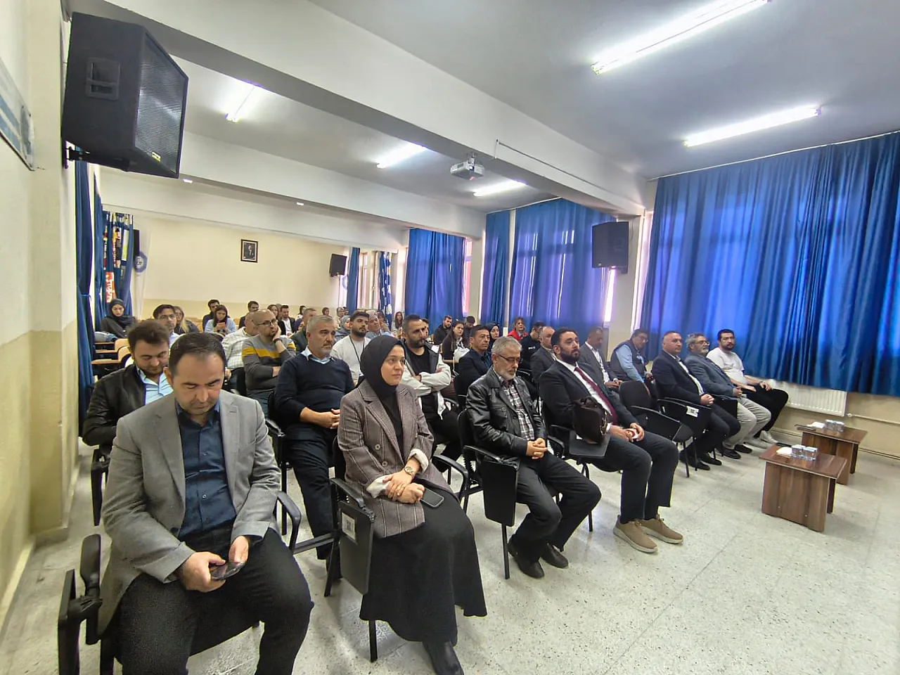 Yıllar Sonra Aynı Çatı Altında: Çay MYO Mezunları Bu Buluşmada Hasret Giderdi!