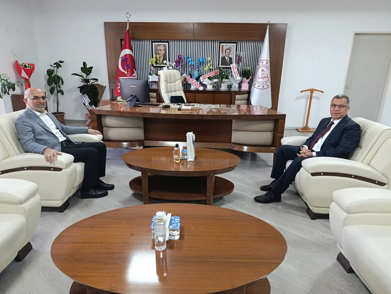 Afyon'da Öğrenciler İçin Yeni Dönem: Örgün Eğitimle Birlikte Hafızlık İmkanı