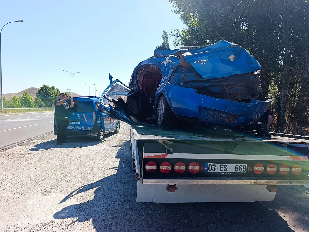 Afyon'da Yürek Yakan Kaza! Anne ve Baba Öldü, 8 Aylık Bebek Ağır Yaralı