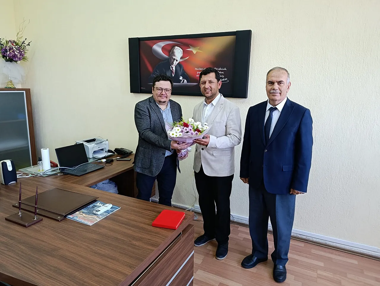 AKÜ'de Görev Değişimi! Görevi Devralan İsim Belli Oldu