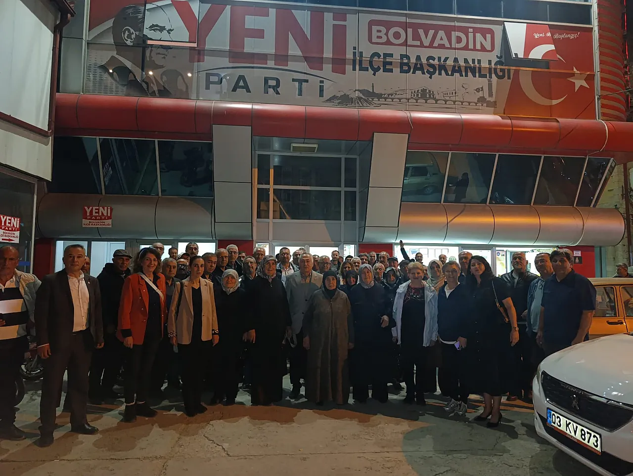 Hasan Karadeniz Çobanlar ve Bolvadin'de Üyelerle Buluştu