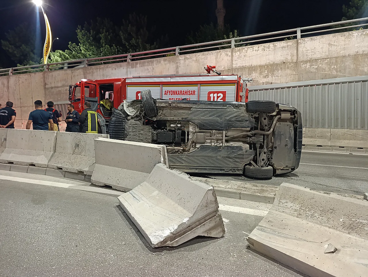 Alt Geçitte Kaza: 4 Yaralı