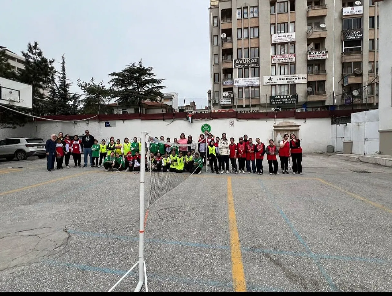 Potada, Kortta ve Sahada İmam Hatip Rüzgarı Esti