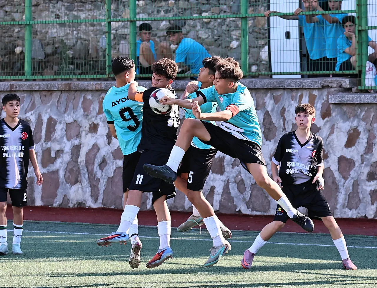 ANALİG Futbol Müsabakaları Manisa'da Başladı