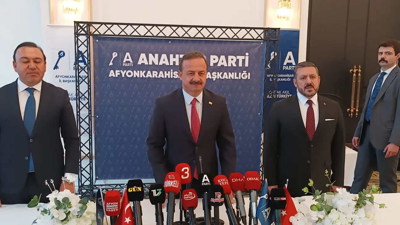 Anahtar Parti Lideri Ağıralioğlu, Cumhurbaşkanı Adayı'nı Afyon'da Açıkladı