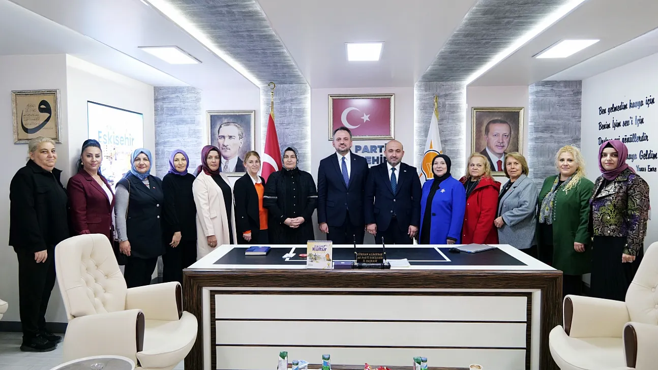 Gençlik Ve Spor Bakan Yardımcısı Eminoğlu, AK Parti Eskişehir Teşkilatı İle İstişarede Bulundu