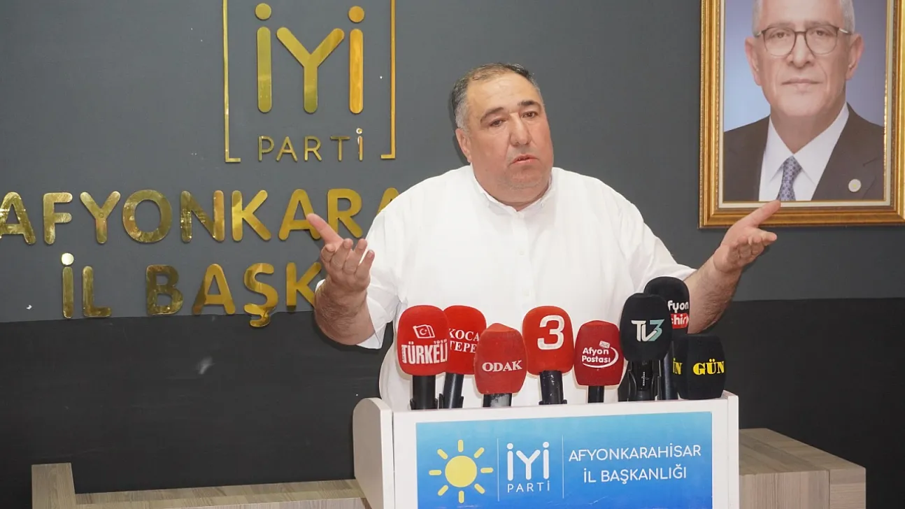 İYİ Partili Mısırlıoğlu'ndan AK Parti'ye 'Bakanlık Kadrosu' Sorusu