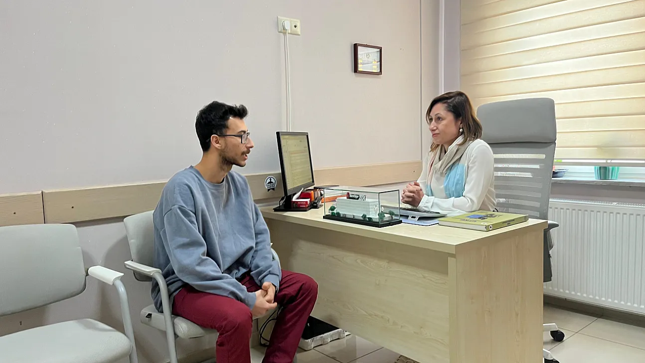 Kronik Uyku Yoksunluğu Alzheimera Yol Açabilir