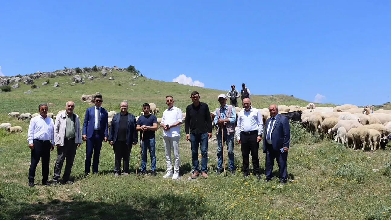 Salar'da 27 Koyun Alan Çiftçinin Koyun Sayısı 57'Ye Yükseldi