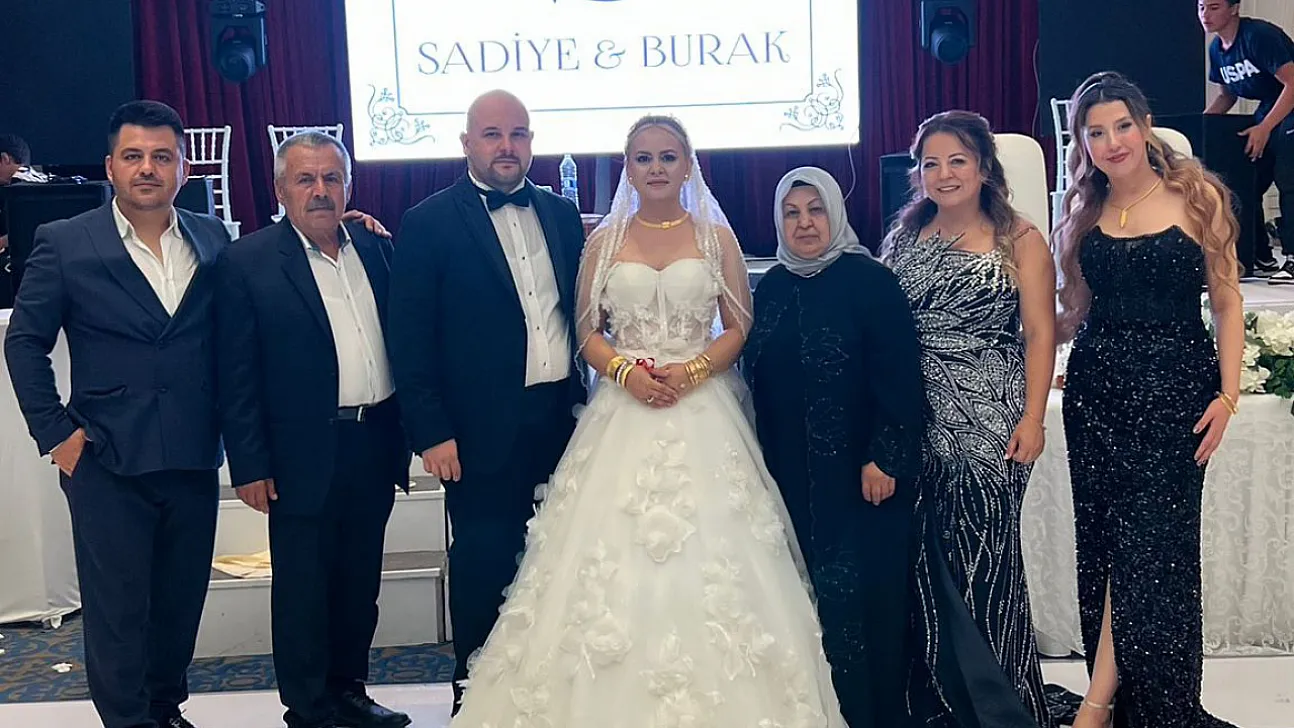 Zümrüttaş ve Özer Ailelerinin Mutlu Günü