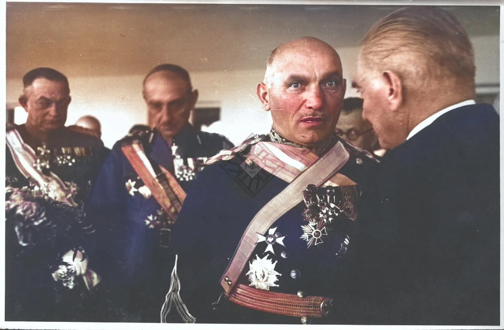 Atatürk'ün Fotoğraflarını Renklendirdik