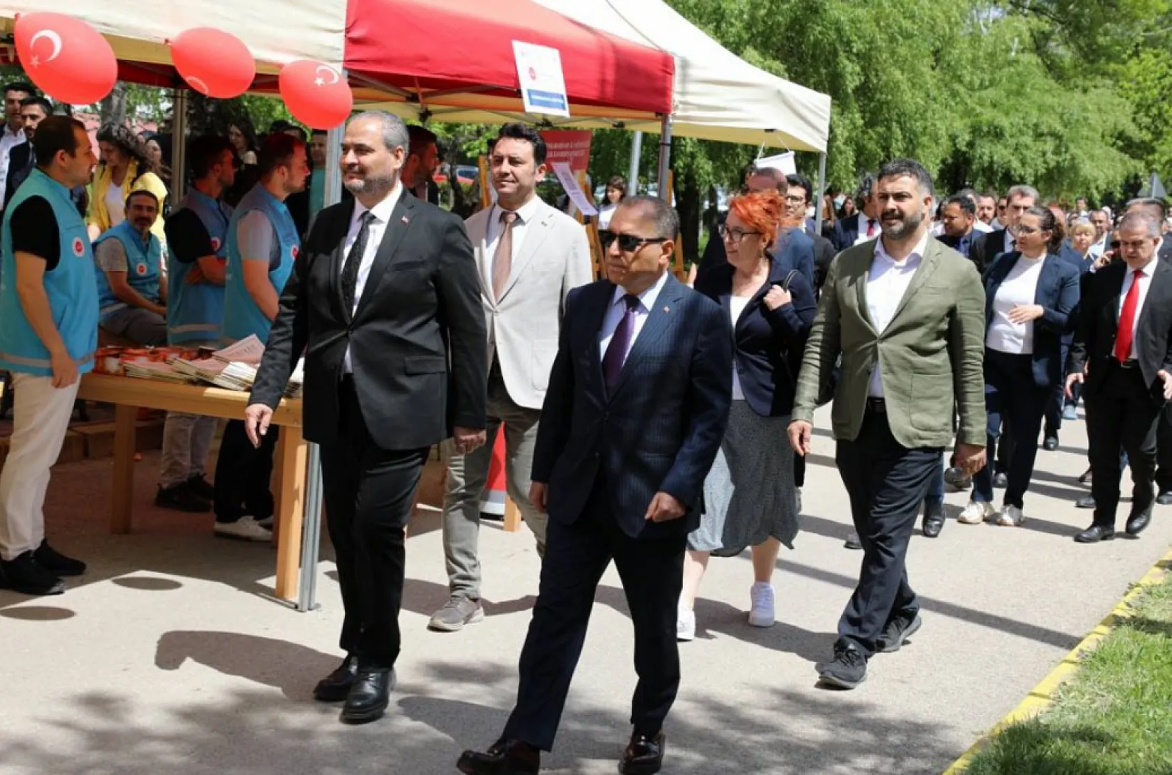 AFSÜ'deki Gençlik Festivali'nde Renkli Görüntüler