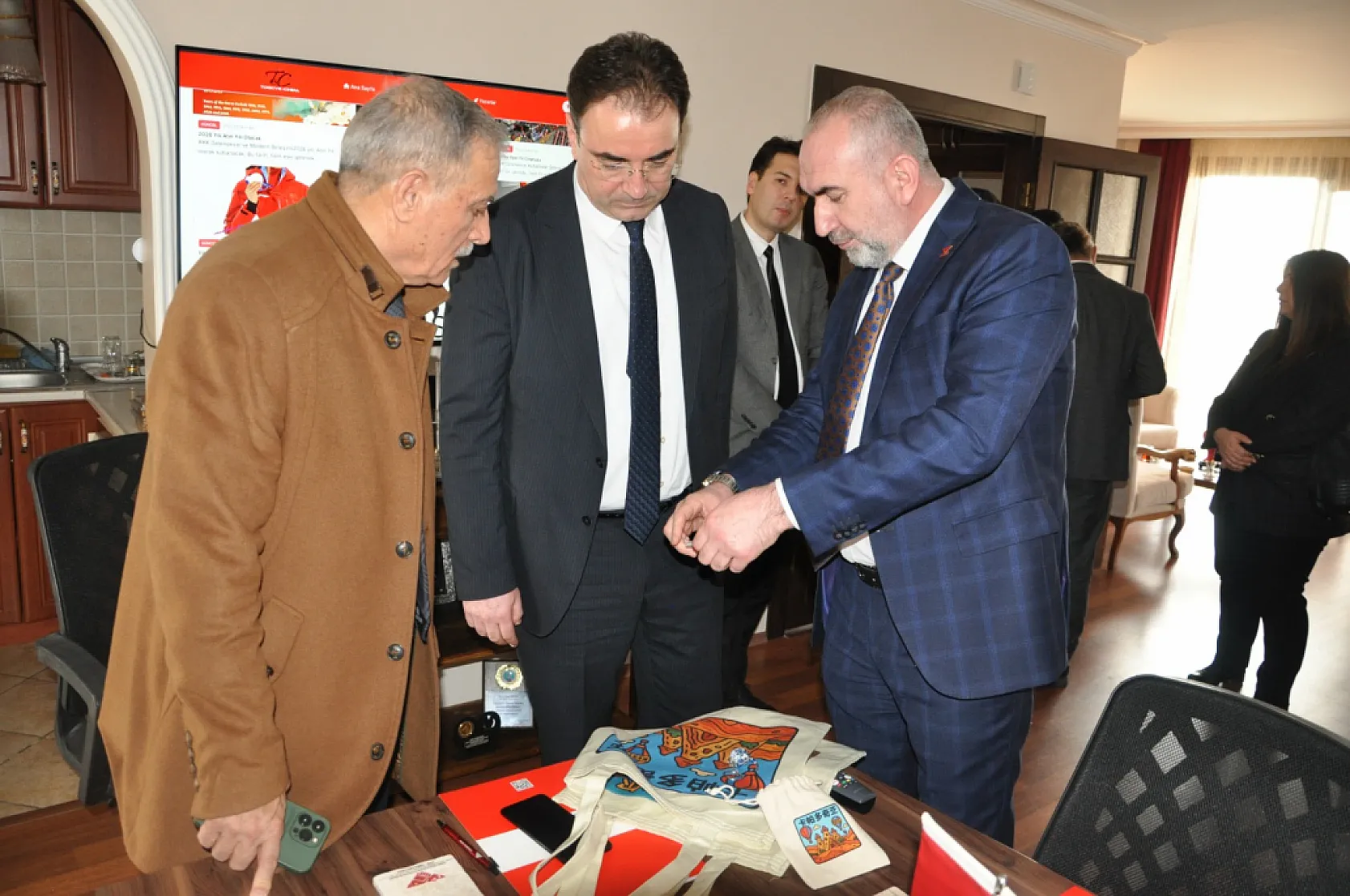 TV3, Ankara'ya Çıkarma Yaptı