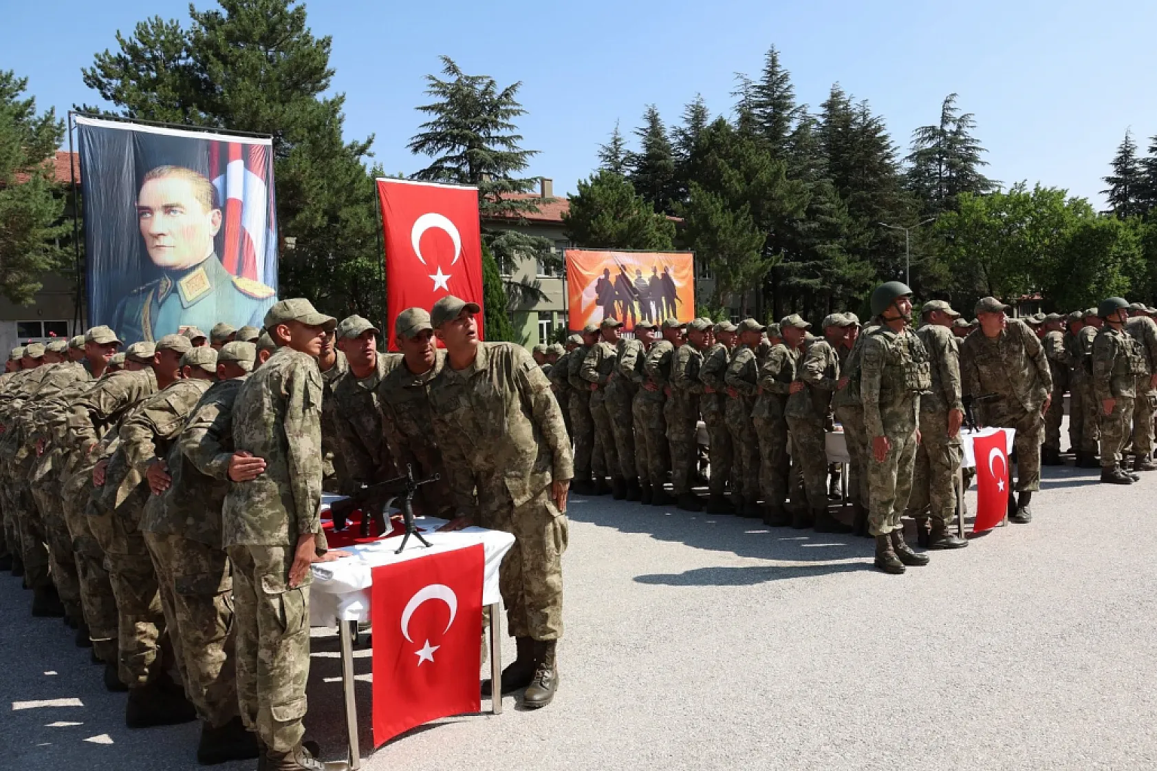 Vatan ve Bayrak İçin Yemin Ettiler