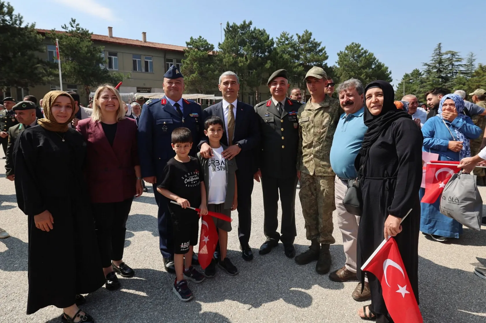 Vatan ve Bayrak İçin Yemin Ettiler