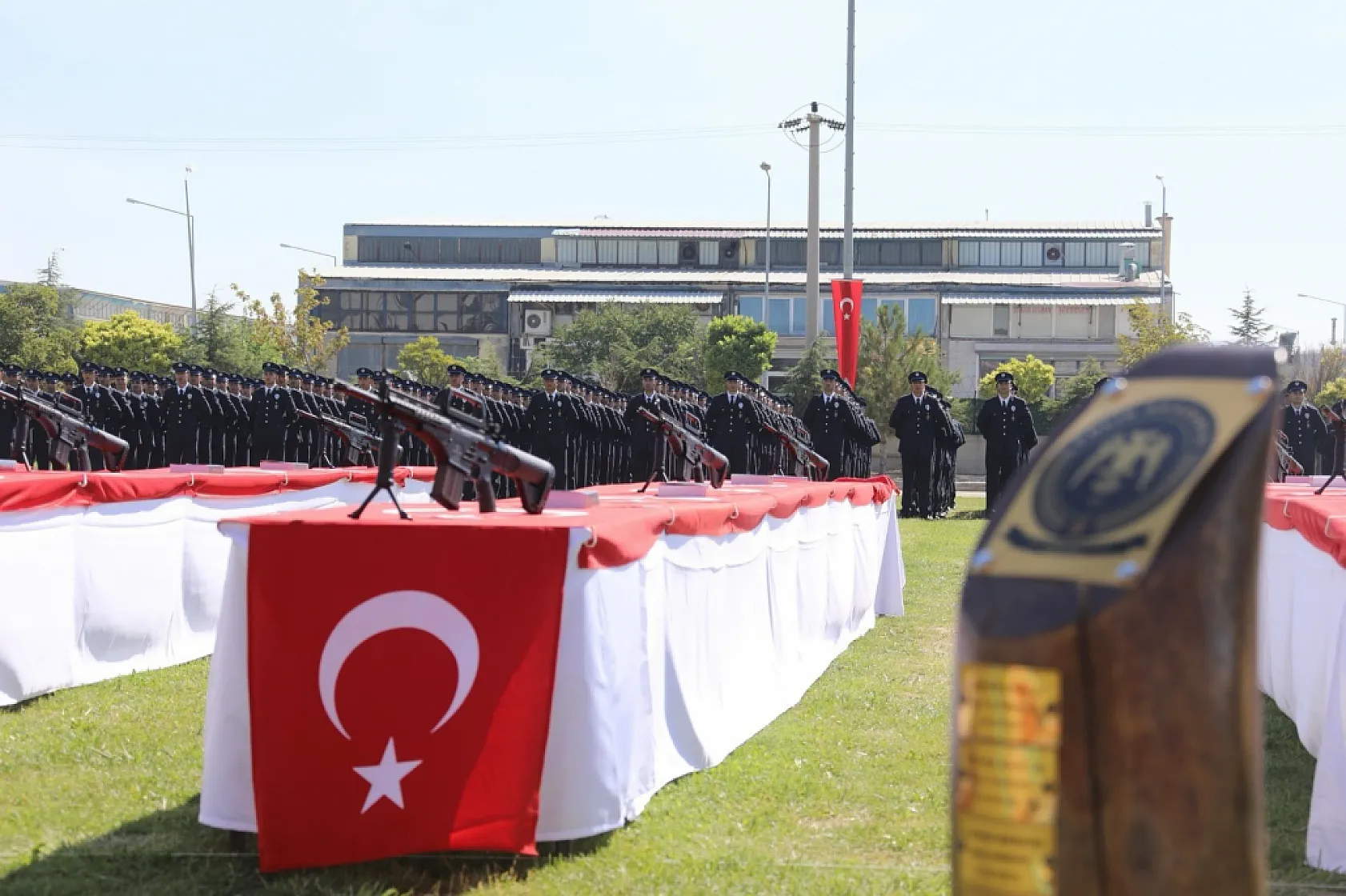 Afyon'da 225 Öğrenci, Polisliğe Adım Attı