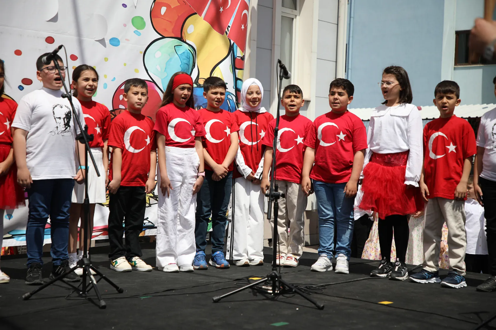 23 Nisan Ulusal Egemenlik ve Çocuk Bayramı'nı En Güzel Kutlayan Okul